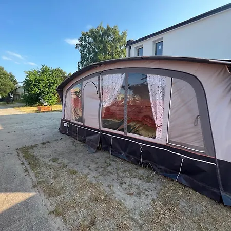 אתר קמפינג Przyczepy Kempingowe Osk Lok By Q4camp יאסטארניה