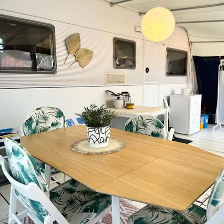 Przyczepy Kempingowe Osk Lok By Q4camp * Jastarnia